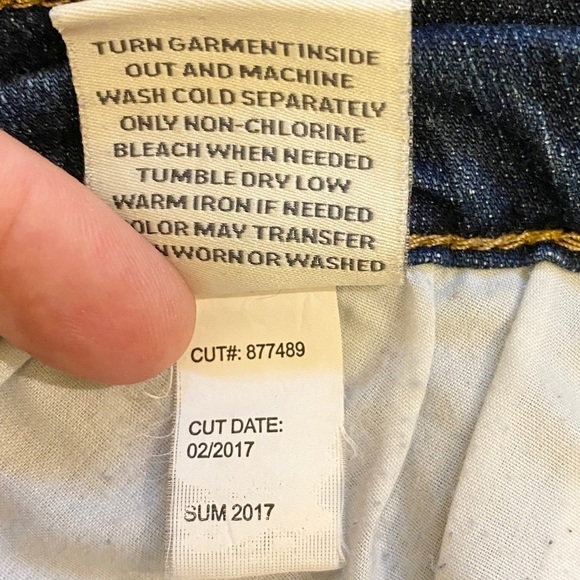 Torrid Size 24 Denim Jeans Shorts Mid Rise Stretch Blue Cutoffs Plus Size - Picture 5 of 7